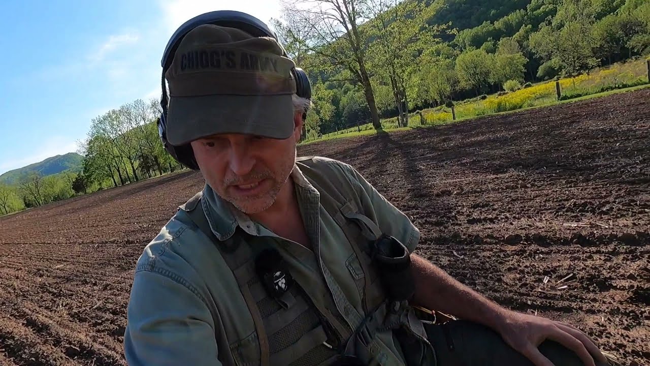 Metal Detecting and Exploring A West Virginia River Valley