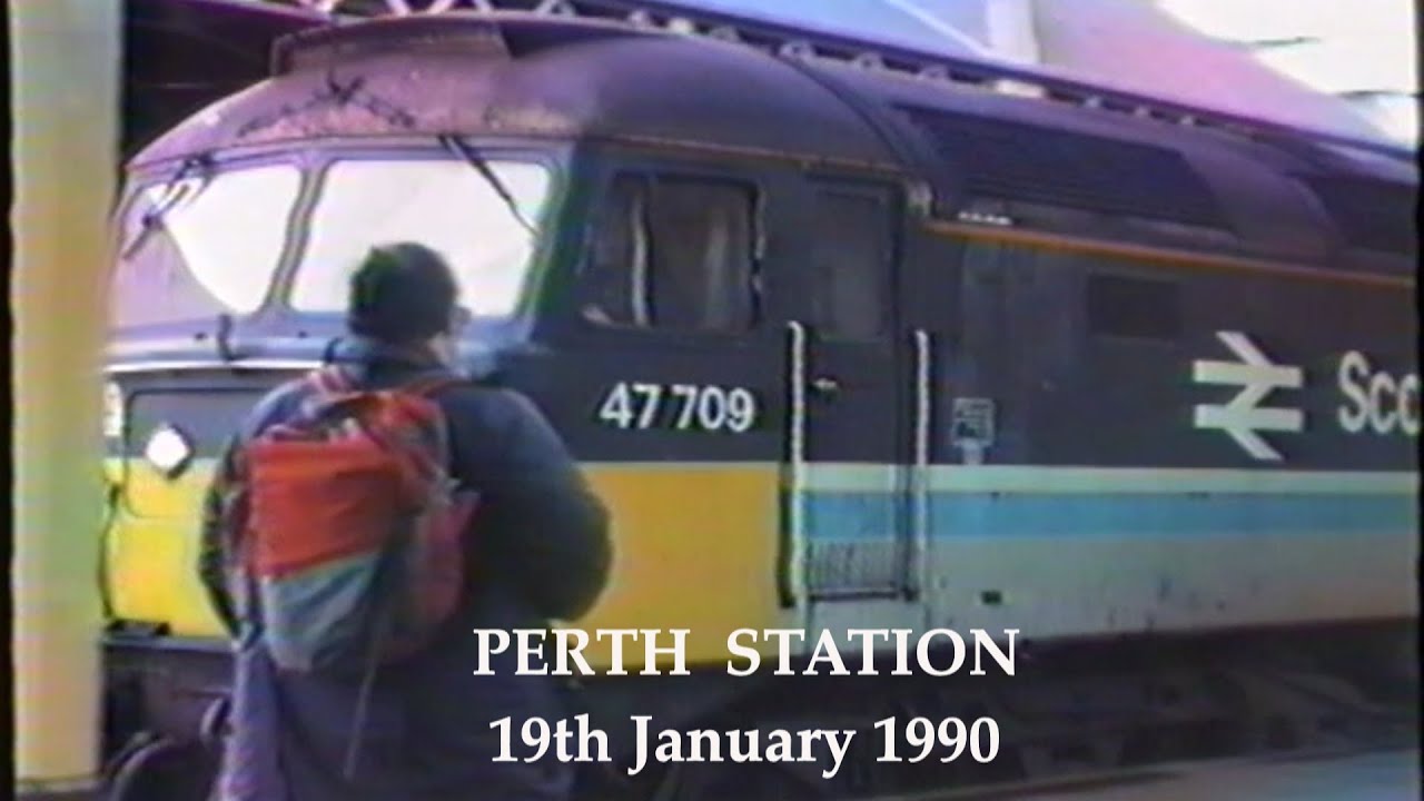 BR in the 1990s Perth Station on 19th January 1990