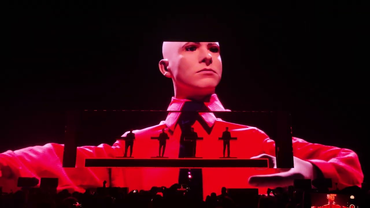 Kraftwerk @ Royal Palace Open Air Brussels, 14-08-2025: The Robots