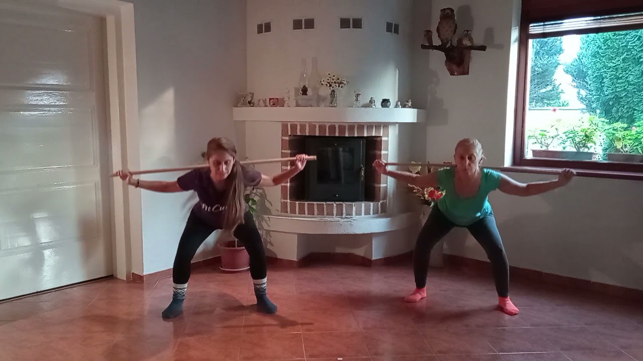 FitCurves cvičíme s palicou Barbor a Zuzka