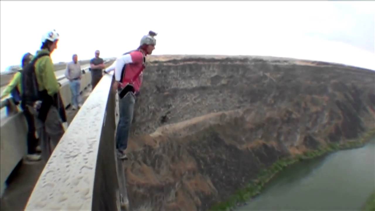 Perrine Bridge Base Jump