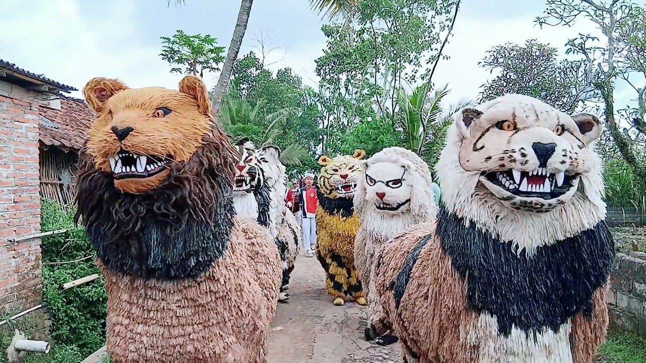 Kirab Can Macanan Balakek Hamdians 🦁 Hiburan Warga