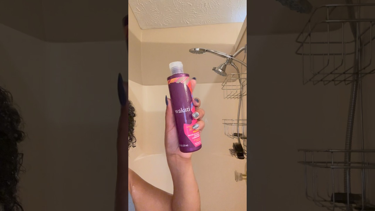 The Wakati Water Activated Conditioner melts knots away! 50% Now code Shower! #curls #water #hair