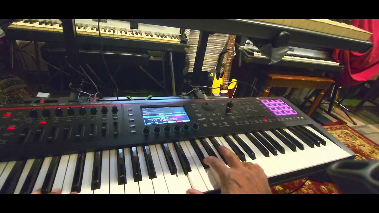 ROLAND FANTOM 06 SEQUENCER