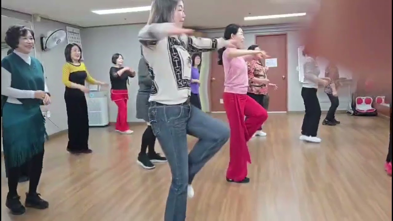 ##술맹세~~##초급.트롯##뉴스타라인댄스작품## 라인댄스##7080라인댄스##관산동종합복지회관 ##월수금##11시부##오늘은##불금
