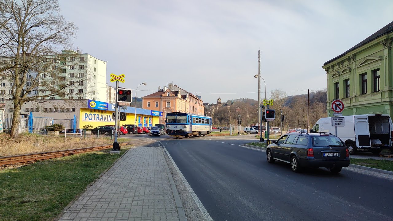 Železniční přejezd AŽD 97 P 405 Loket 14.4.2022 Czech railroad crossing.