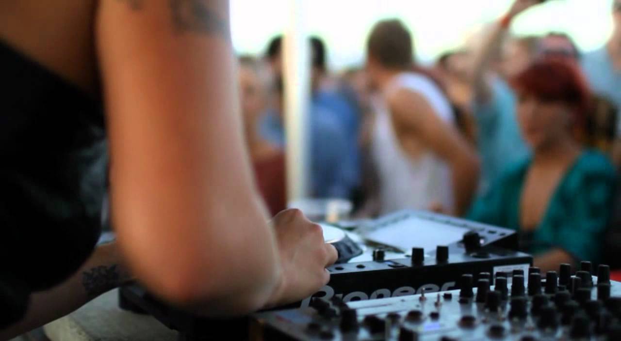 krankbrother Roof Party with Heidi, Lee Curtiss and krankbrothers
