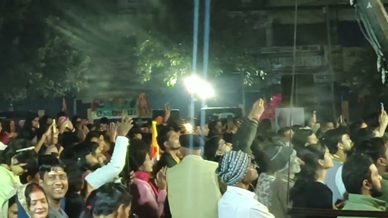 सियराट्री का भजन हो रहा है 👀/siwan मे 😱 Gandhi मैदान मे  🥰💯/#bestvlog #siwanvlogs #siuratrypuja 😍