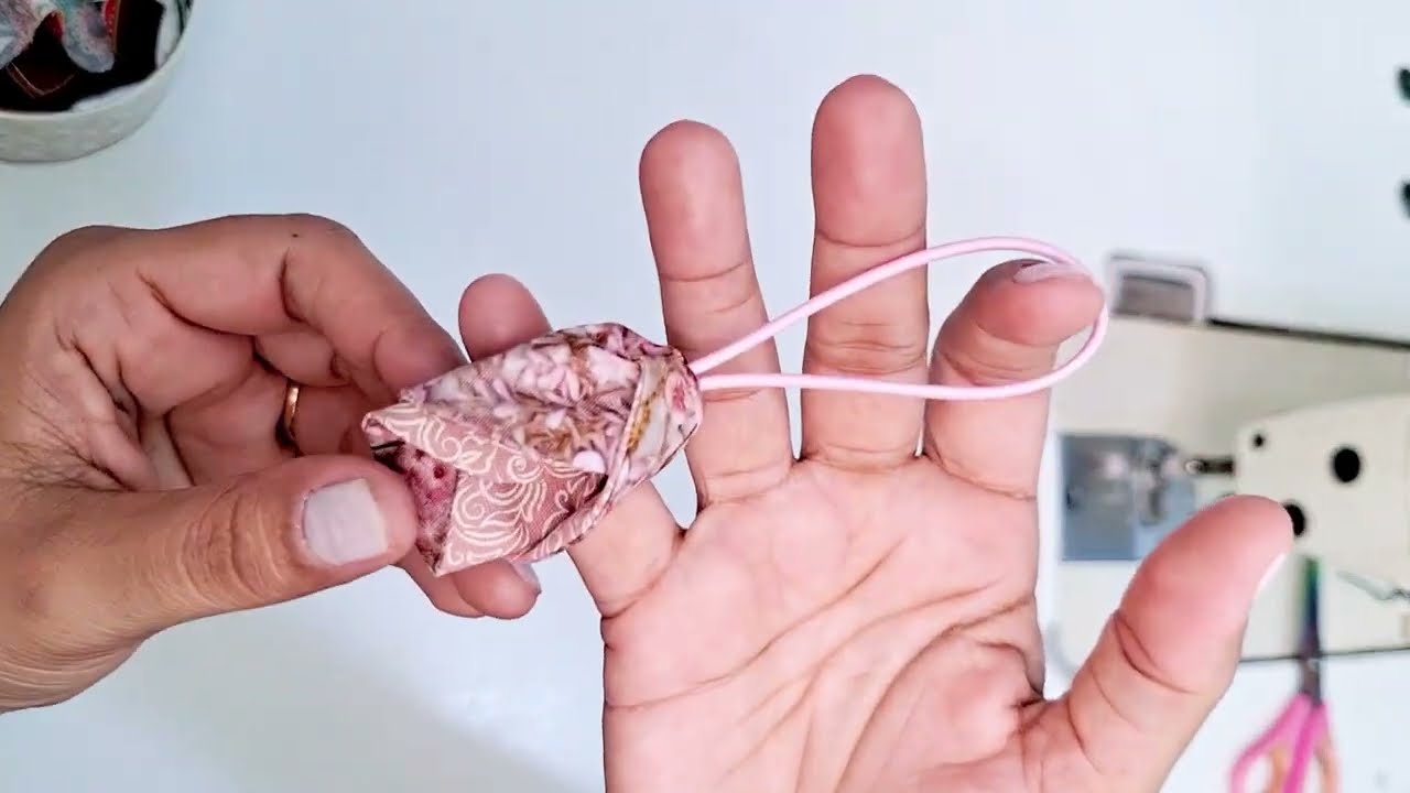 Como fazer Florzinha de tecido 🌷 Aproveitando retalhos 🌷 Passo a passo 🌷Sewing