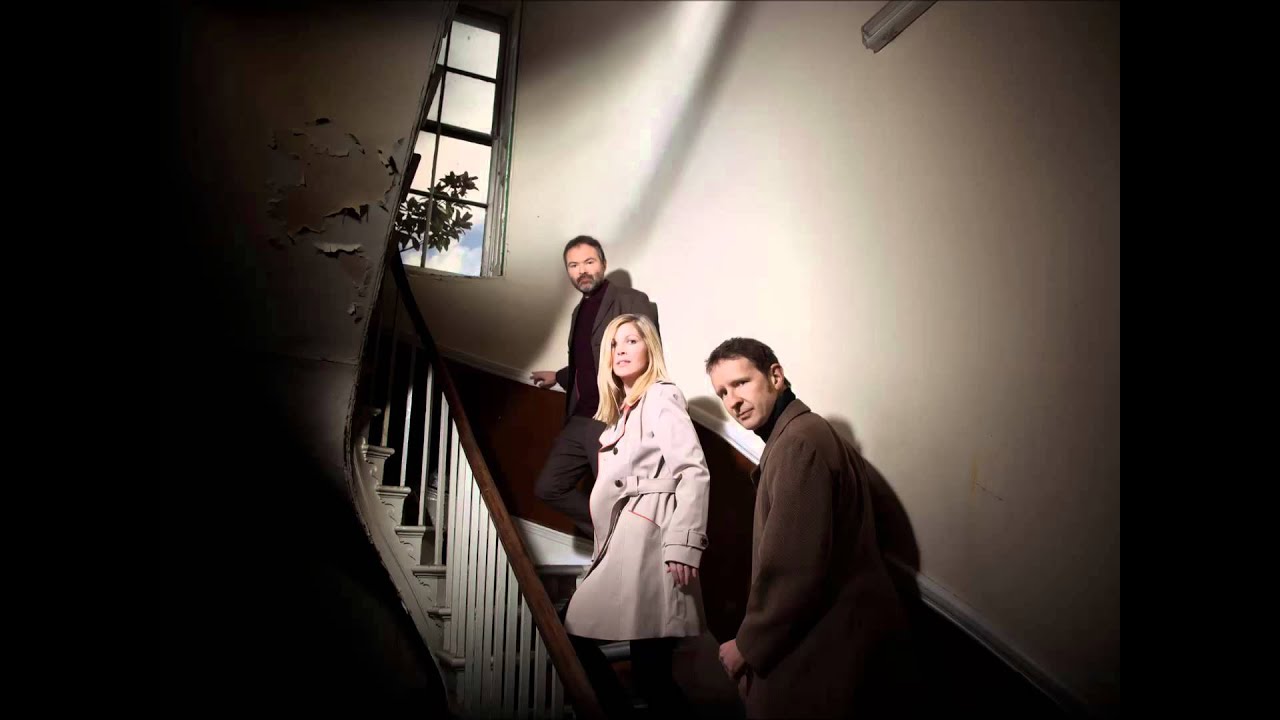 Saint Etienne - You're Not Alone