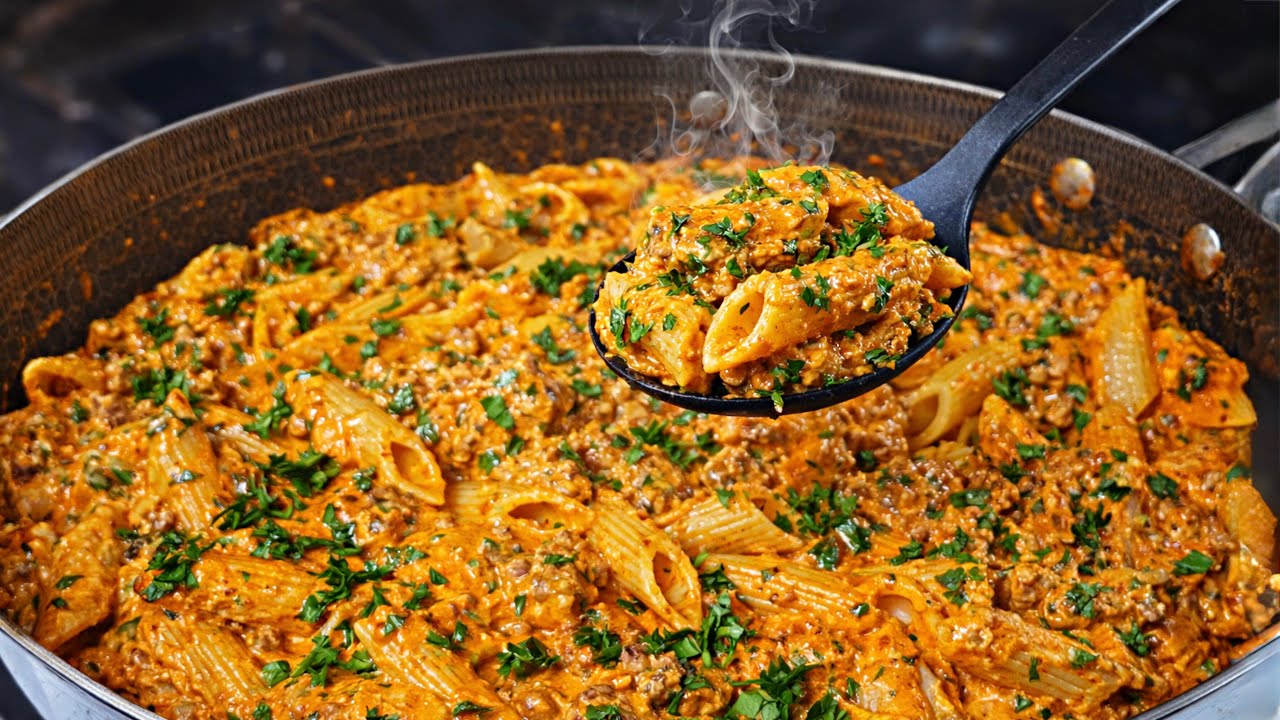 This Creamy Beef Pasta Is Shockingly Easy in 15 Minutes!🍝🧀