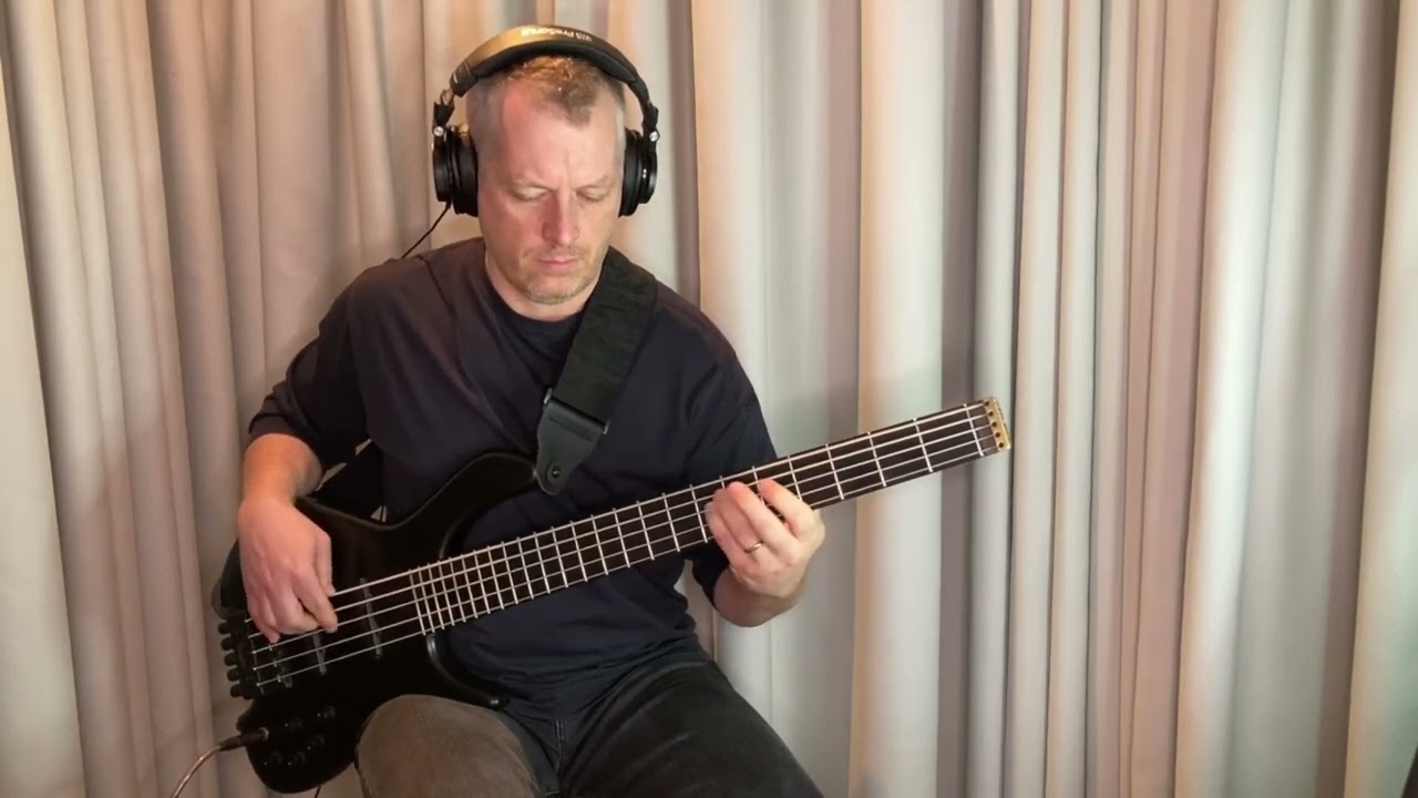 CHRIS REA - Auberge - Bass cover