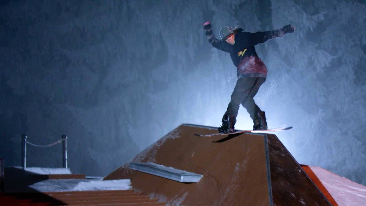 INTO THE NIGHT - Tearing Up Red Bull The Station (4K)
