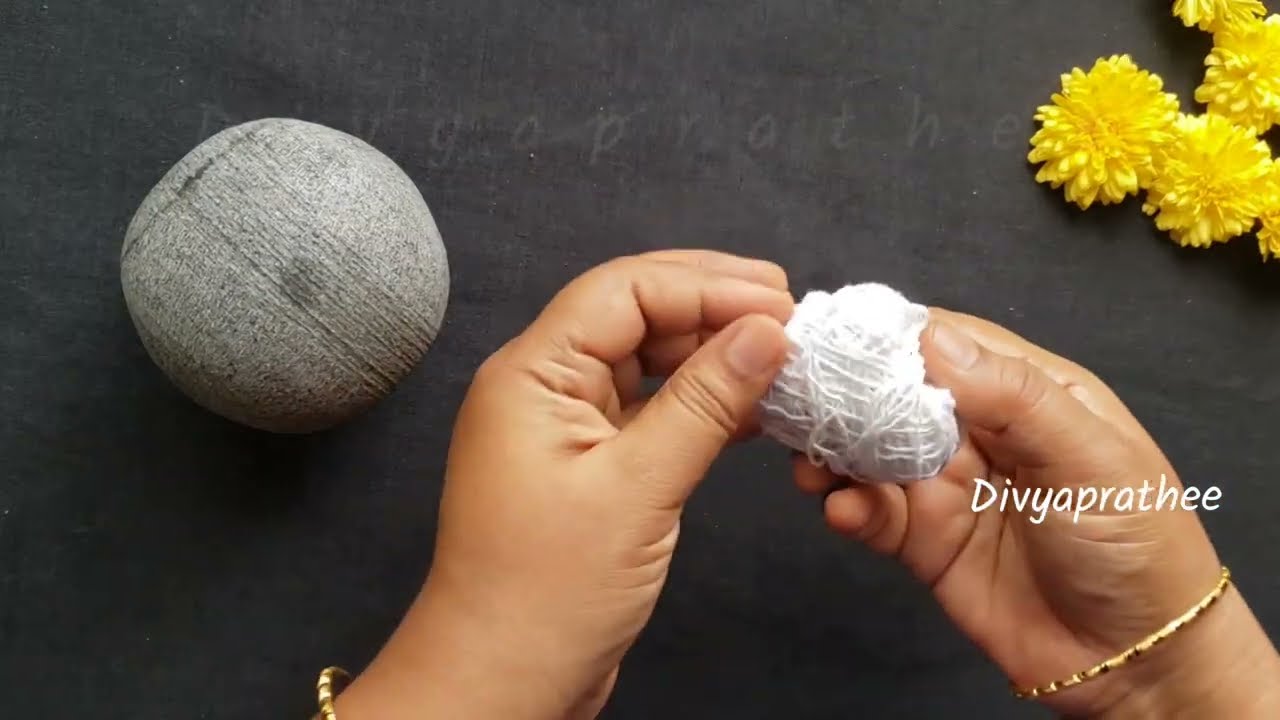 Easy and simple method/samanthi flower garland/how to tie sevanthi flower/mala for god/Gajra/veni