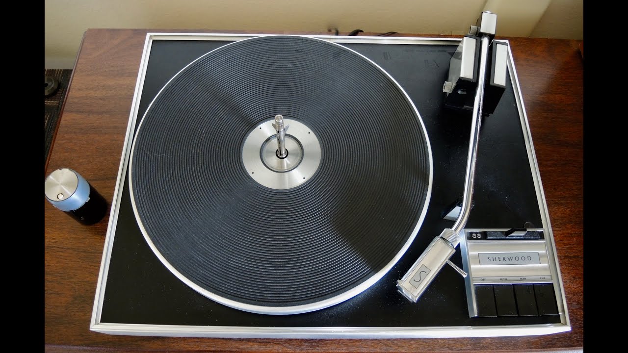 Sherwood SEL-100 Record Changer - Changing Records
