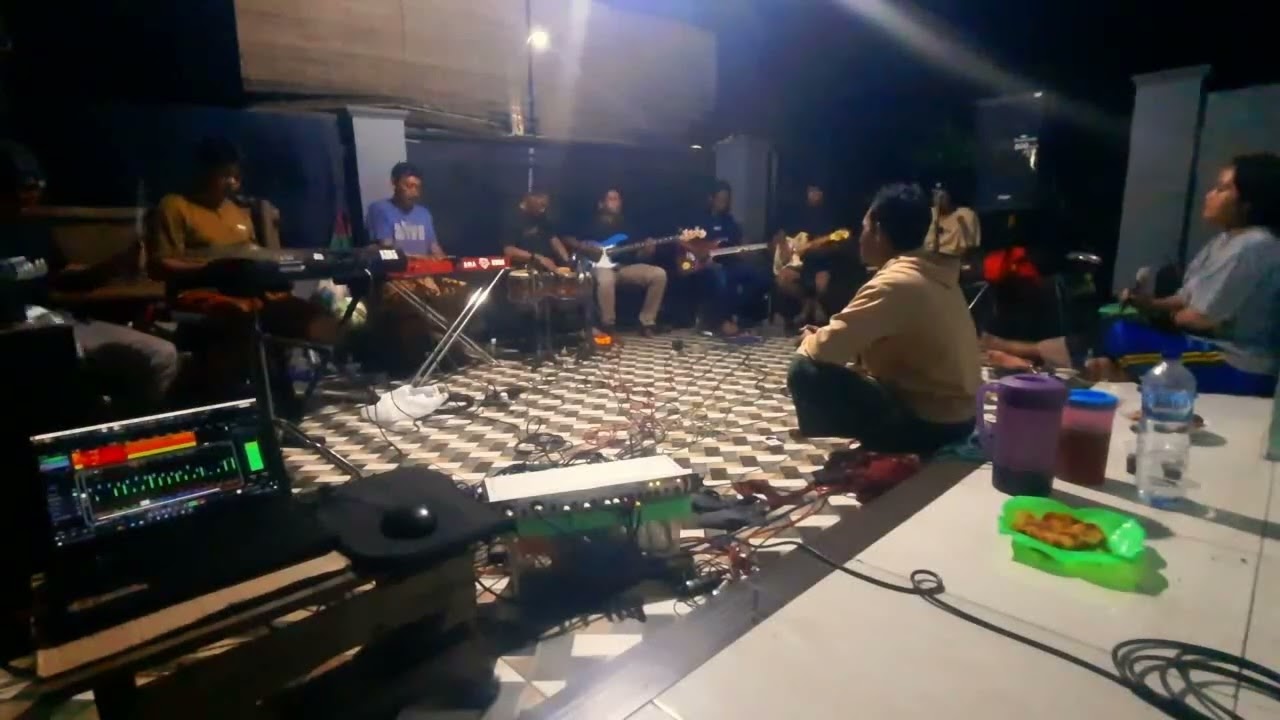 Orkes Bapak_Bapak -  Suratan ( Live Training Session )