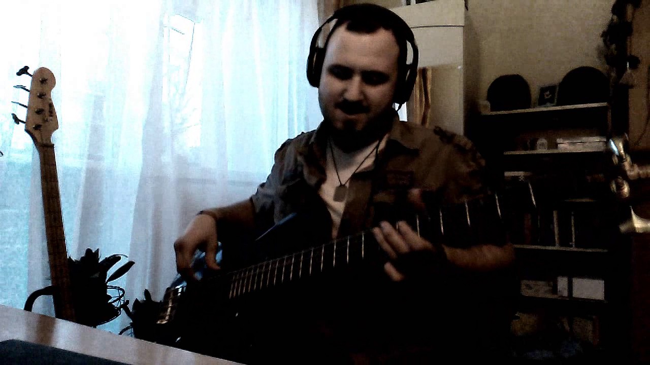 P.Mobil - Embered voltam (Bass Cover)