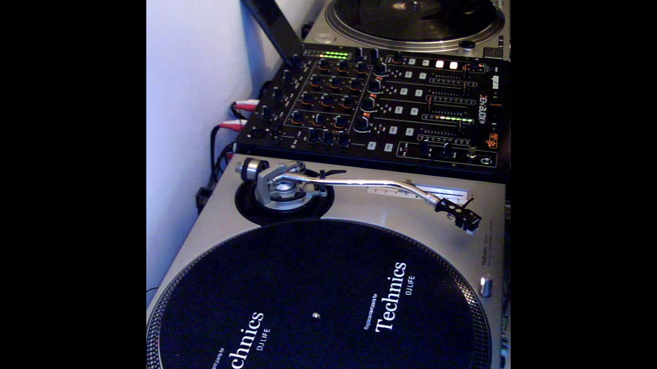 Music Dream 90' Mix Vinily progressive Dream Dj anni 90. Anche un pò di trance e techno