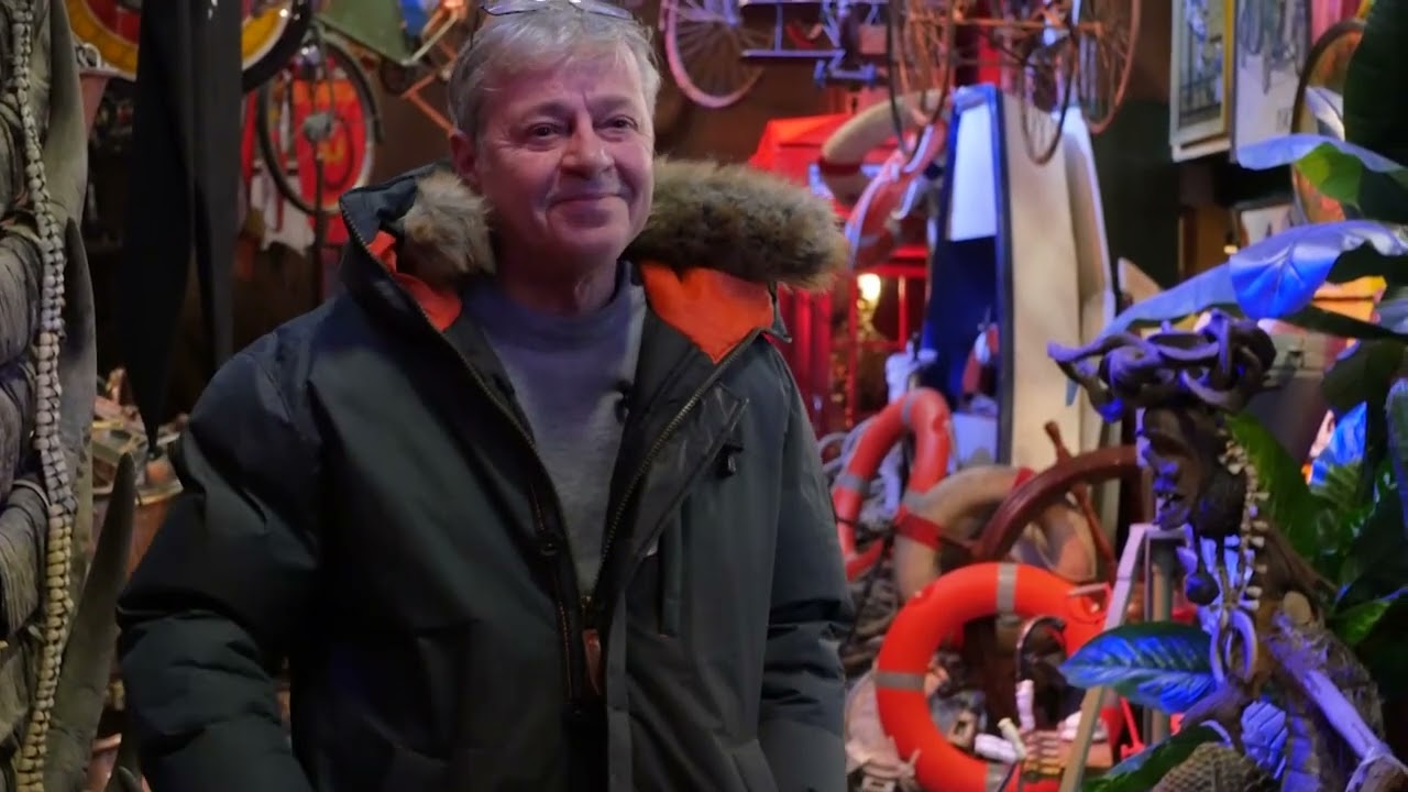 Reportage sur les entrepôts de stockage | La Cour des Mirages - [2024]