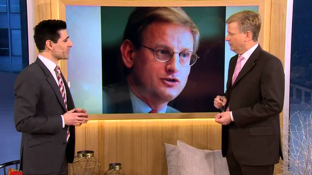 Satiriker imiterar alla våra statsministrar - Nyhetsmorgon (TV4)