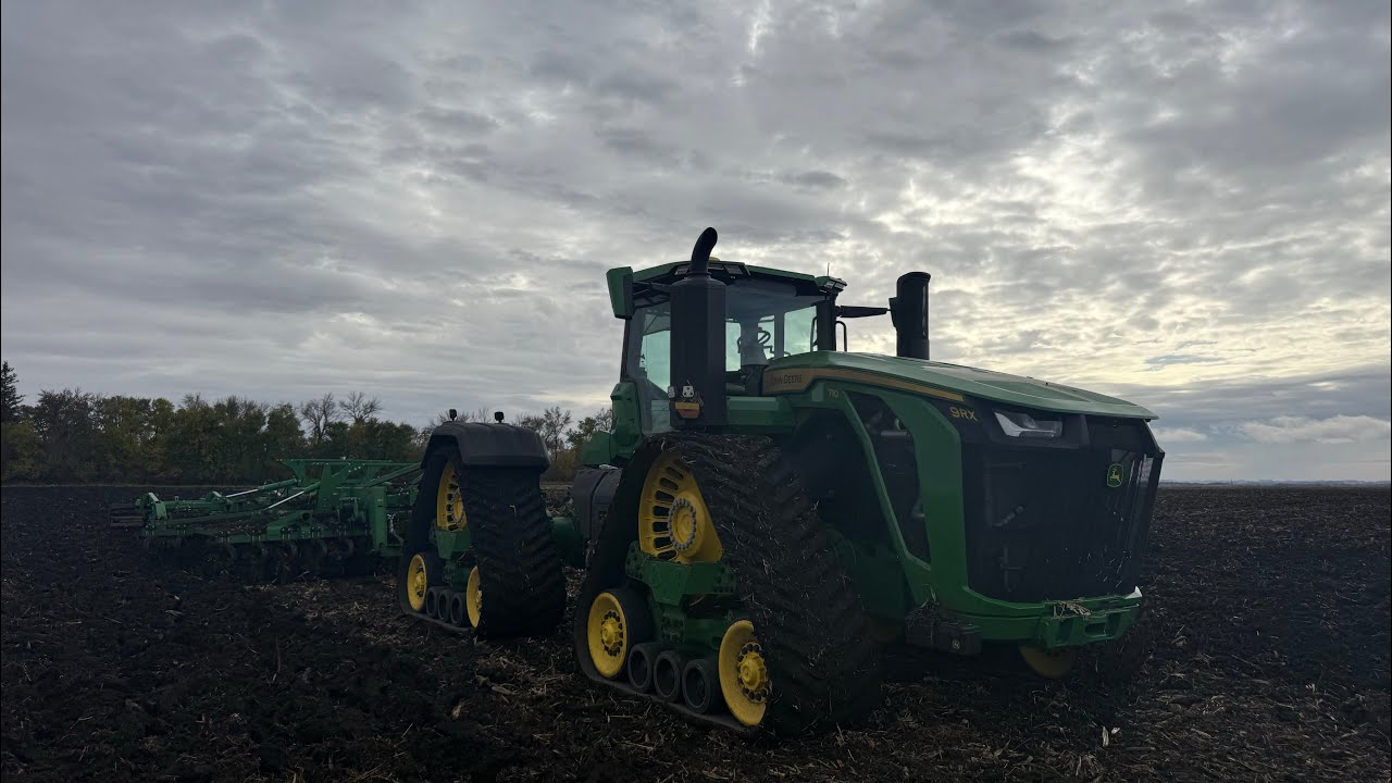 John Deere Quad Tracks | 9RX 770 против 9RX 710 | Какой трактор лучше???