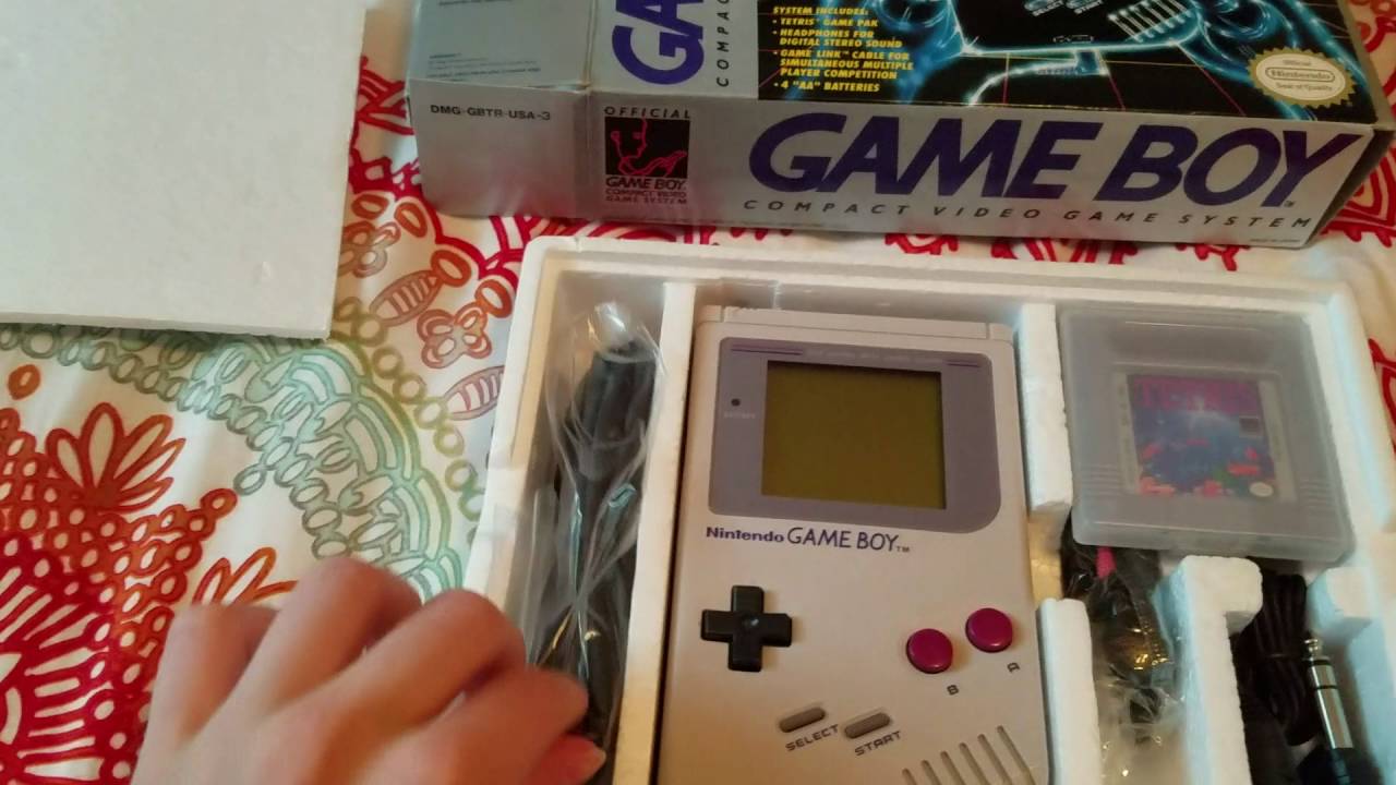 Unboxing Original Gameboy 1989 DMG-01