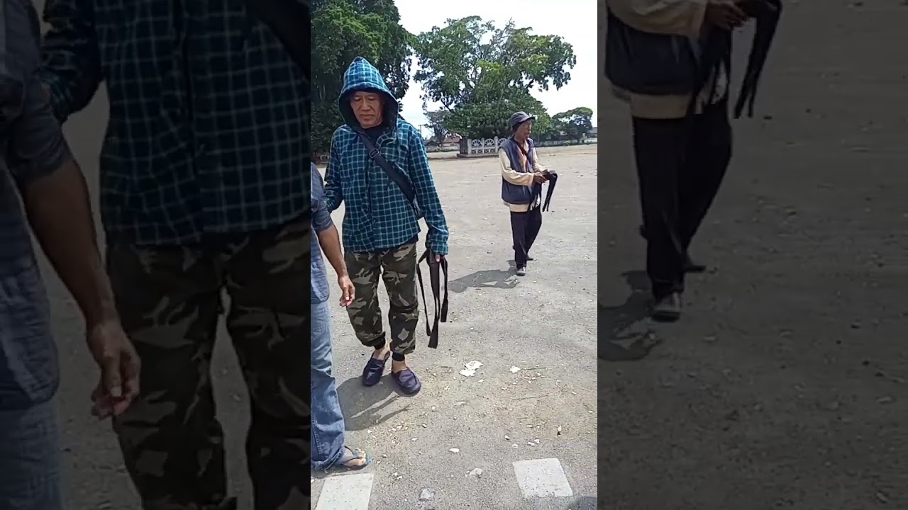 Penjaja Tutup Mata di Alun-Alun Kidul Jogja #alunalunkidul #alkid #jogja #jogjaistimewa #yogyakarta