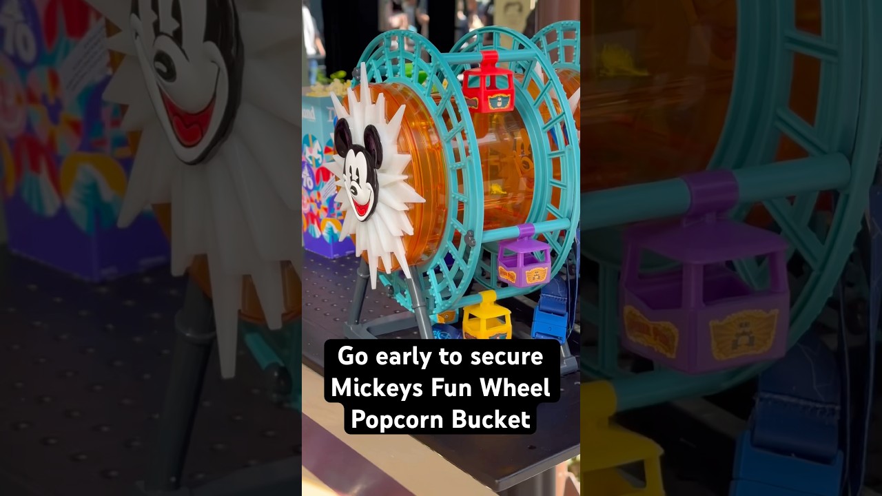 Ведерко с попкорном &laquo;Колесо чудес Микки&raquo; раскупают мгновенно! // Disney California Adventure