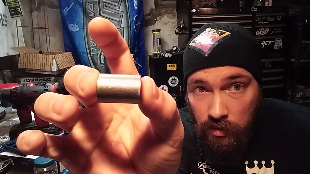 What's the difference between pre and post 2k cockers, and why do people use certain parts?
