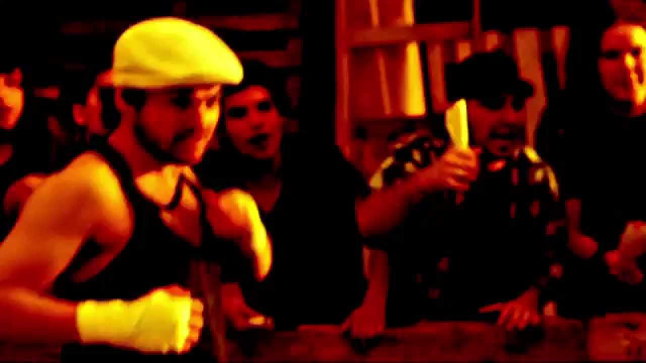 Mas Peligrosos Que Mono Con Navaja
