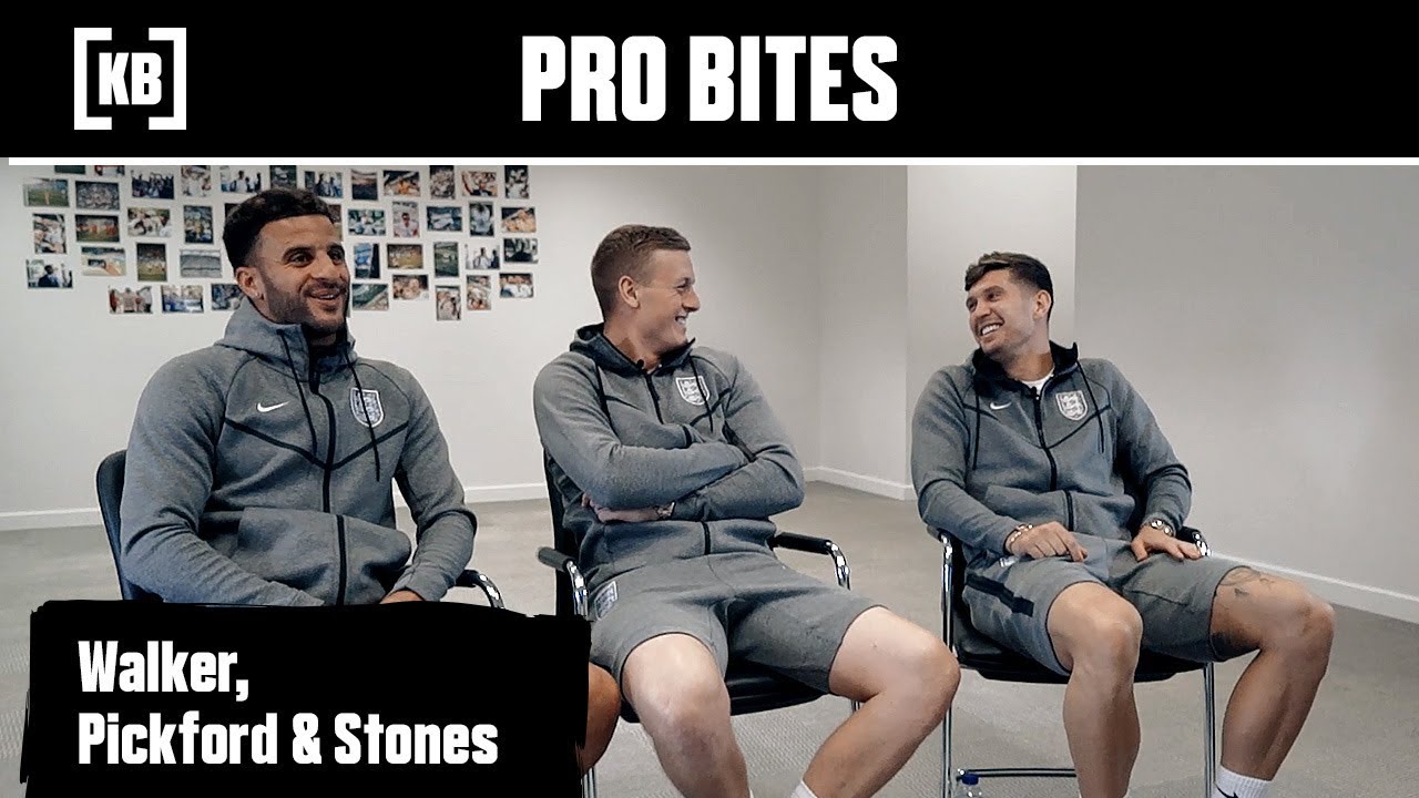 Walker, Pickford & Stones - England World Cup Wrap Up Pro Bites  | Kitbag
