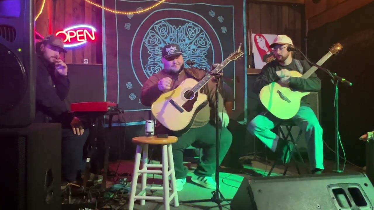 “The Note” by Trent Beaver w/Timothy James & McKay Everhart