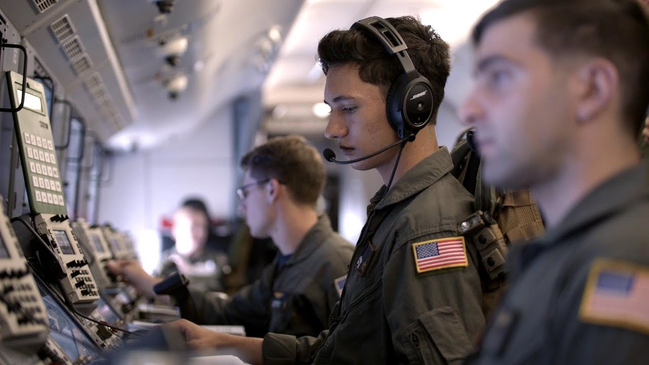 Naval Aircrewman Operator – AWO