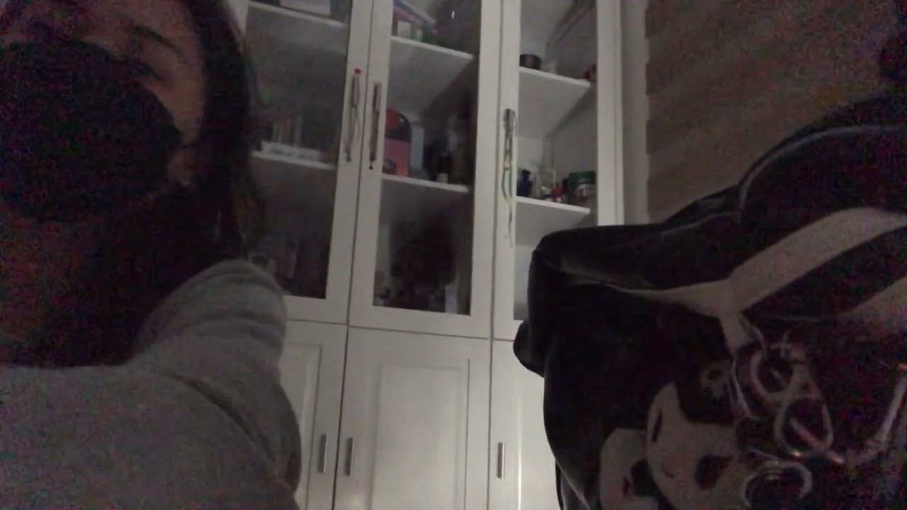 ASMR what's in my bag raw/unedited 