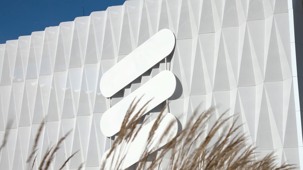 Ericsson’s global data center run by ABB’s all-in-one automation system