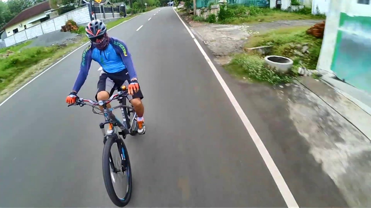 ngebut di jalan raya gemaharjo pacitan nyampek slahung, full track seru banget #gemaharjo #pacitan