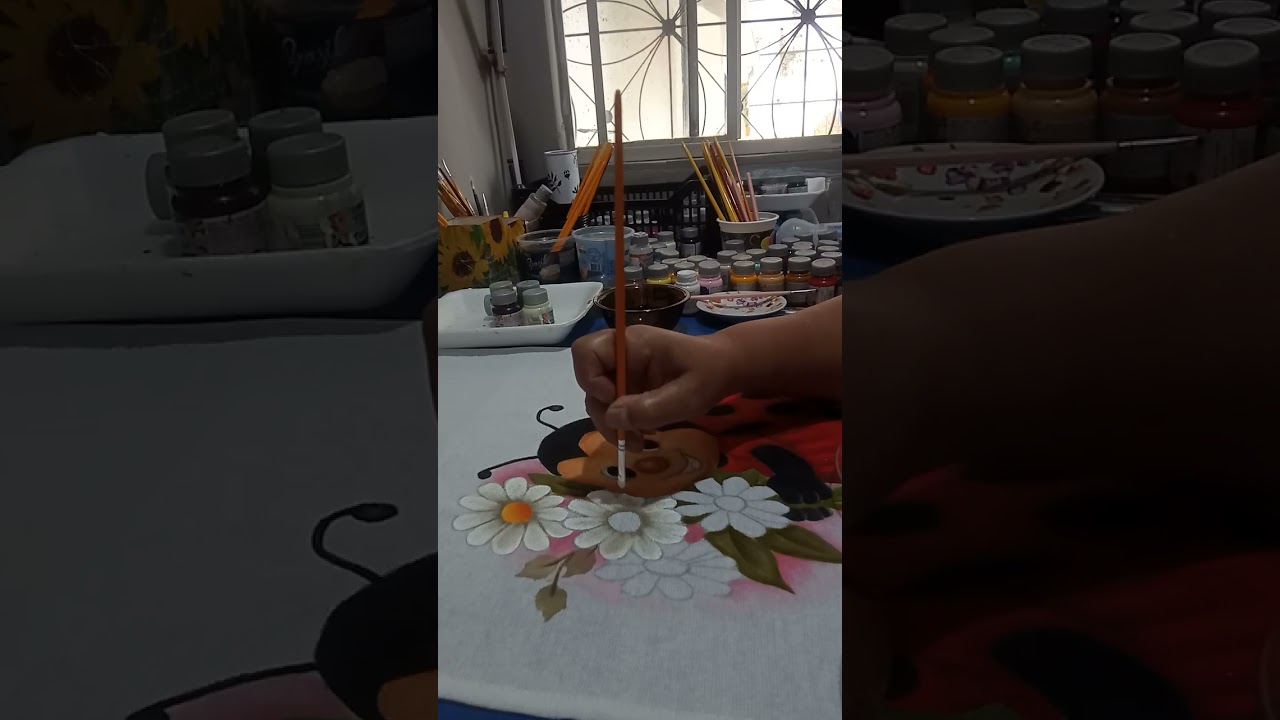 Pintando Margaridas #pinturaemtecido #pinturaempanodeprato