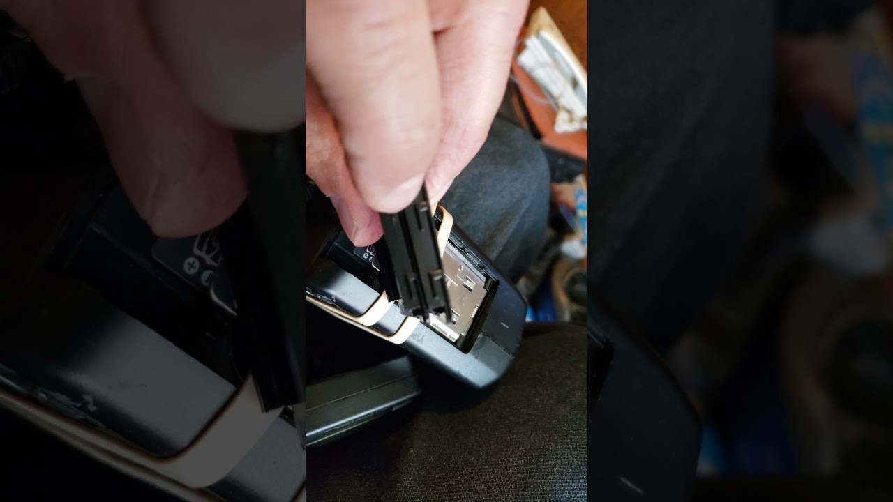 Yongnuo YN-14EX ring flash Battery Door Replacement.