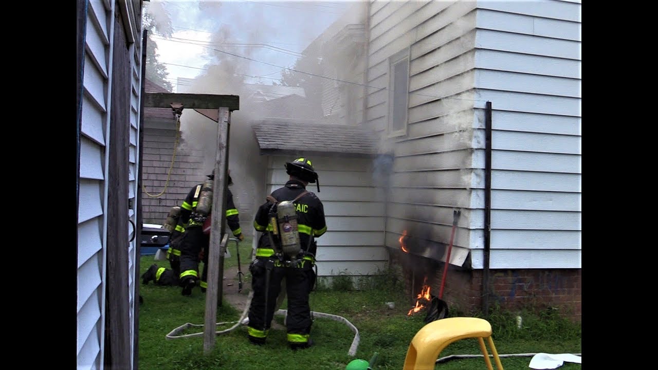Passaic NJ Fire Department 2nd Alarm Fire 106 Meade Ave August 21st 2017