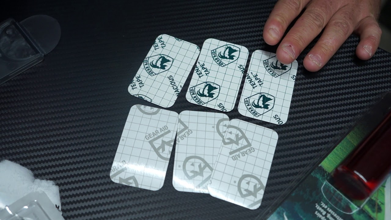 Schlafsackreparatur mit Tenacious Tape von Gear Aid by McNett | Erste Hilfe f&uuml;r die Ausr&uuml;stung