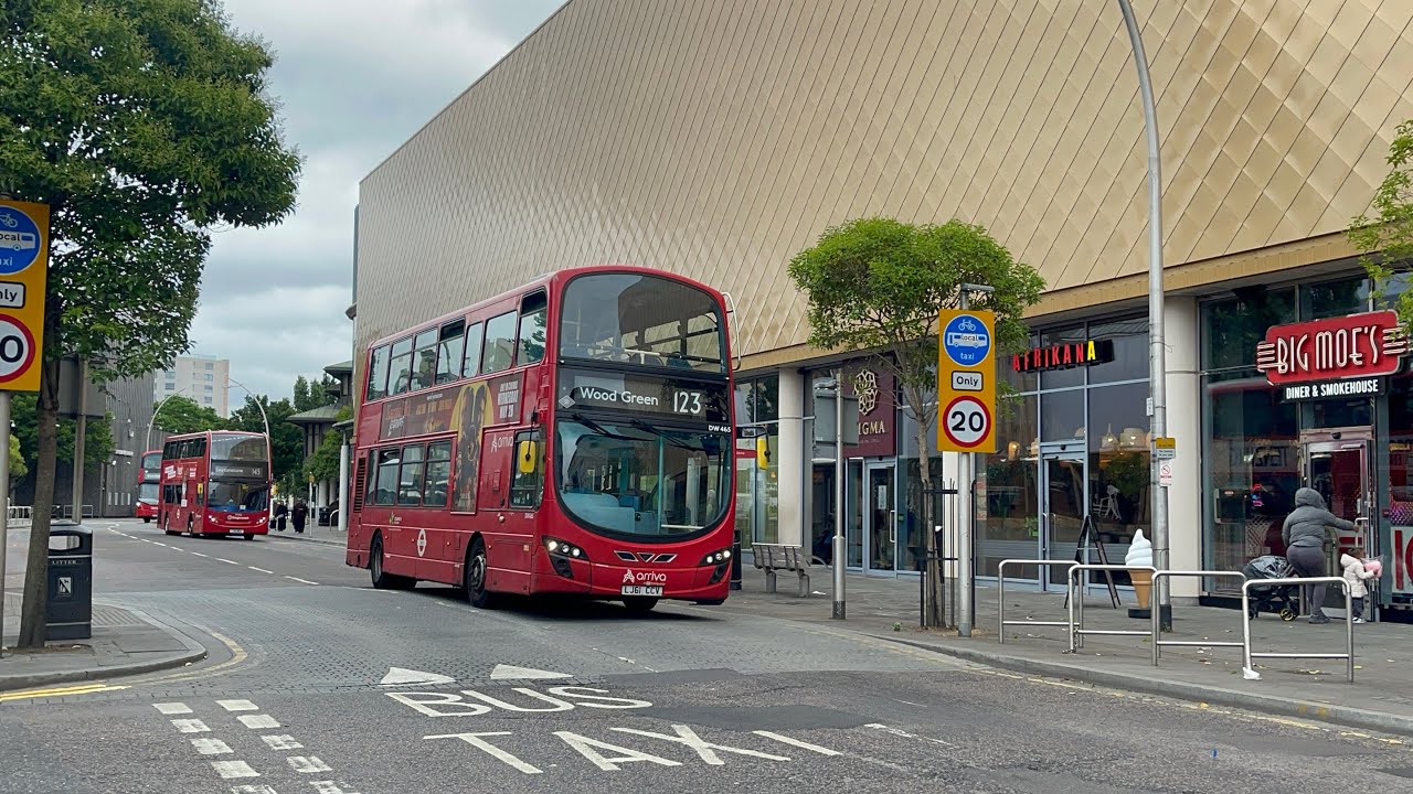 Loud Voith w/ Kickdown. Arriva London VDL DB300 Wright G2 DW465 LJ61CCV on Route 123