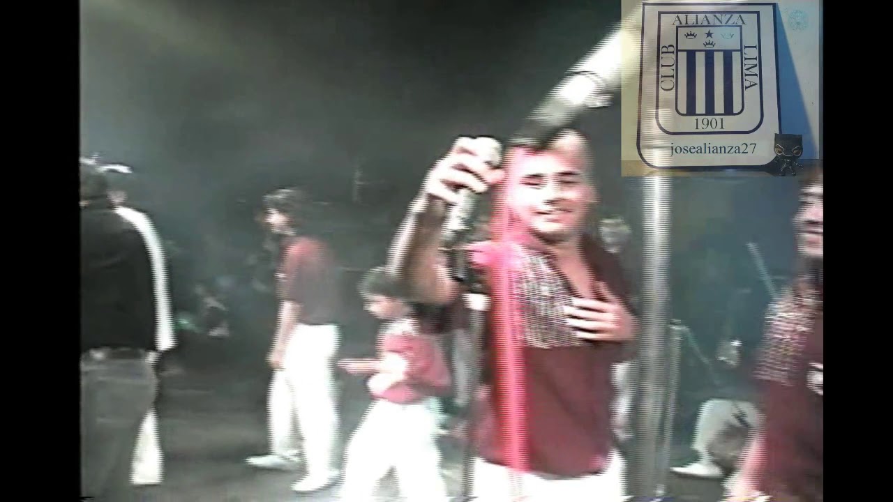 Guinda en la movida de Jeanet   Te acuerdas de mi