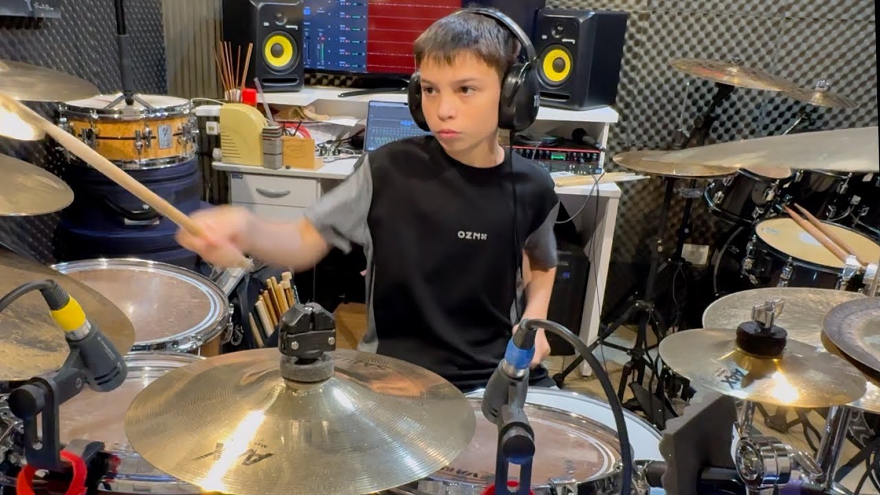 MIGUEL CARREIRA TOCANDO ASTRONAUTA DE MÁRMORE - NENHUM DE NÓS (DRUM COVER)
