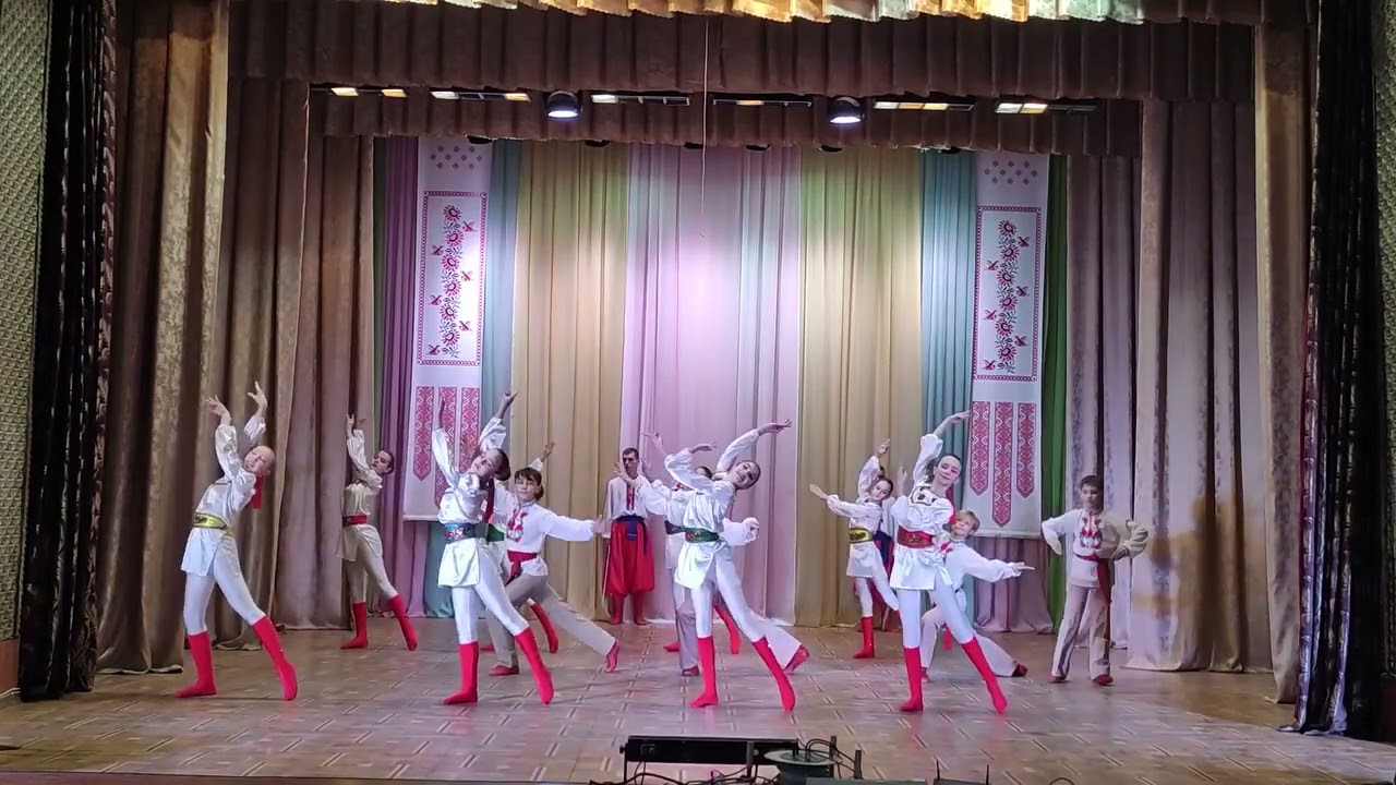 Сила роду - хореографічна композиція від зразкового хореографічного колективу 