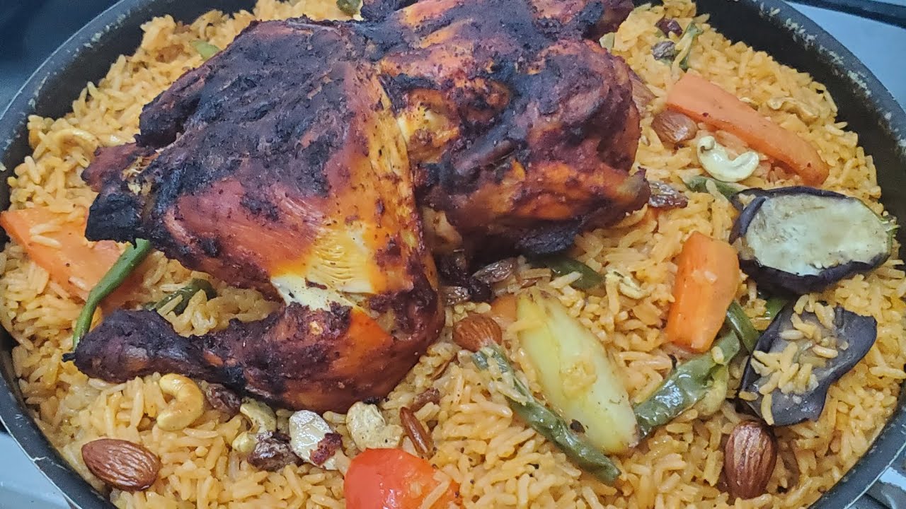   Arabic   very yummy   recipe    Chicken  madhooth very delicious    vegetable Chicken  recipe  😋  