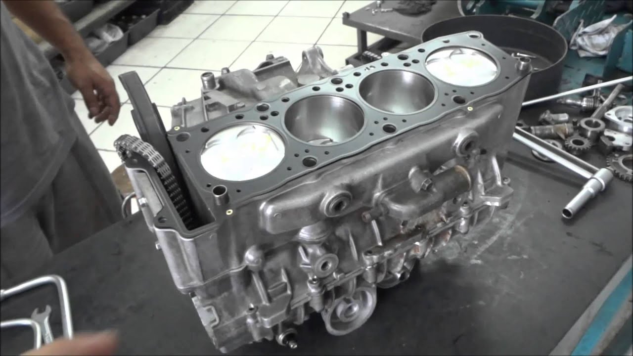 Motor Kawasaki ZX9R 1995