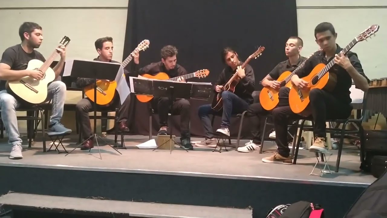 Motivo Barroco, C. Machado (Arreglo Flores)