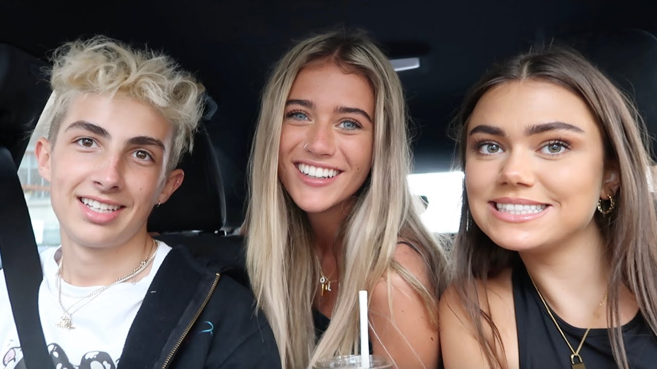 best friends buy each other outfits ft. flossie & lewys