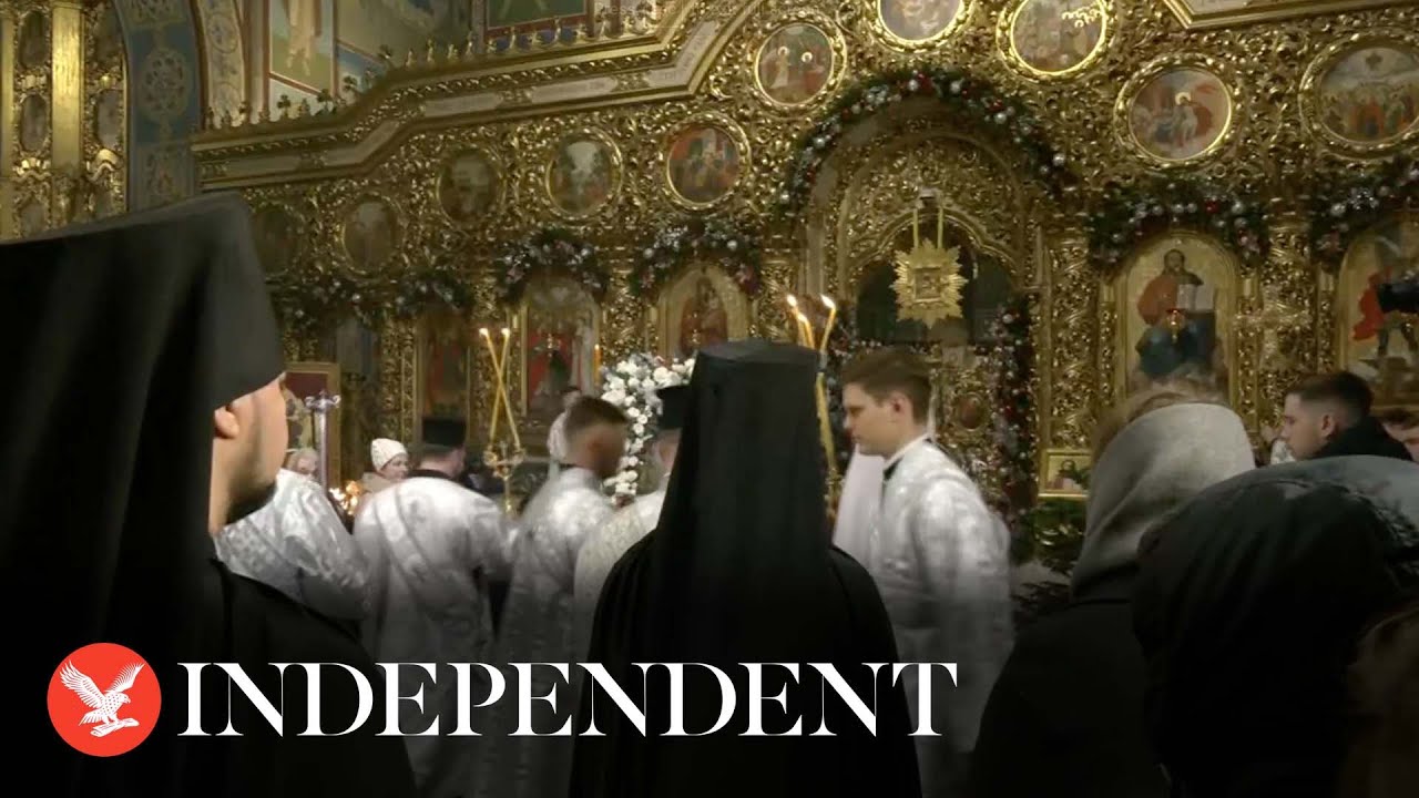 Live: Kyiv Orthodox cathedral holds Christmas eve service