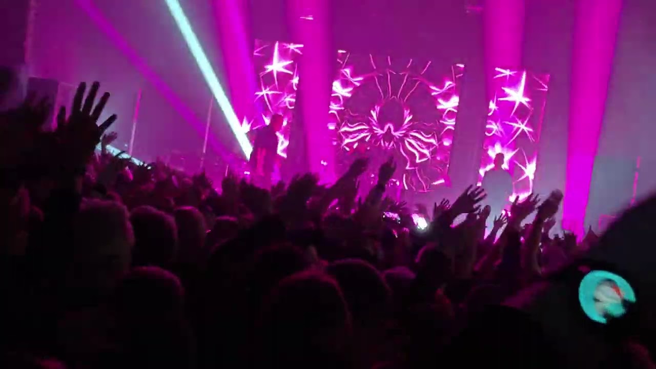VNV Nation - Resolution - 